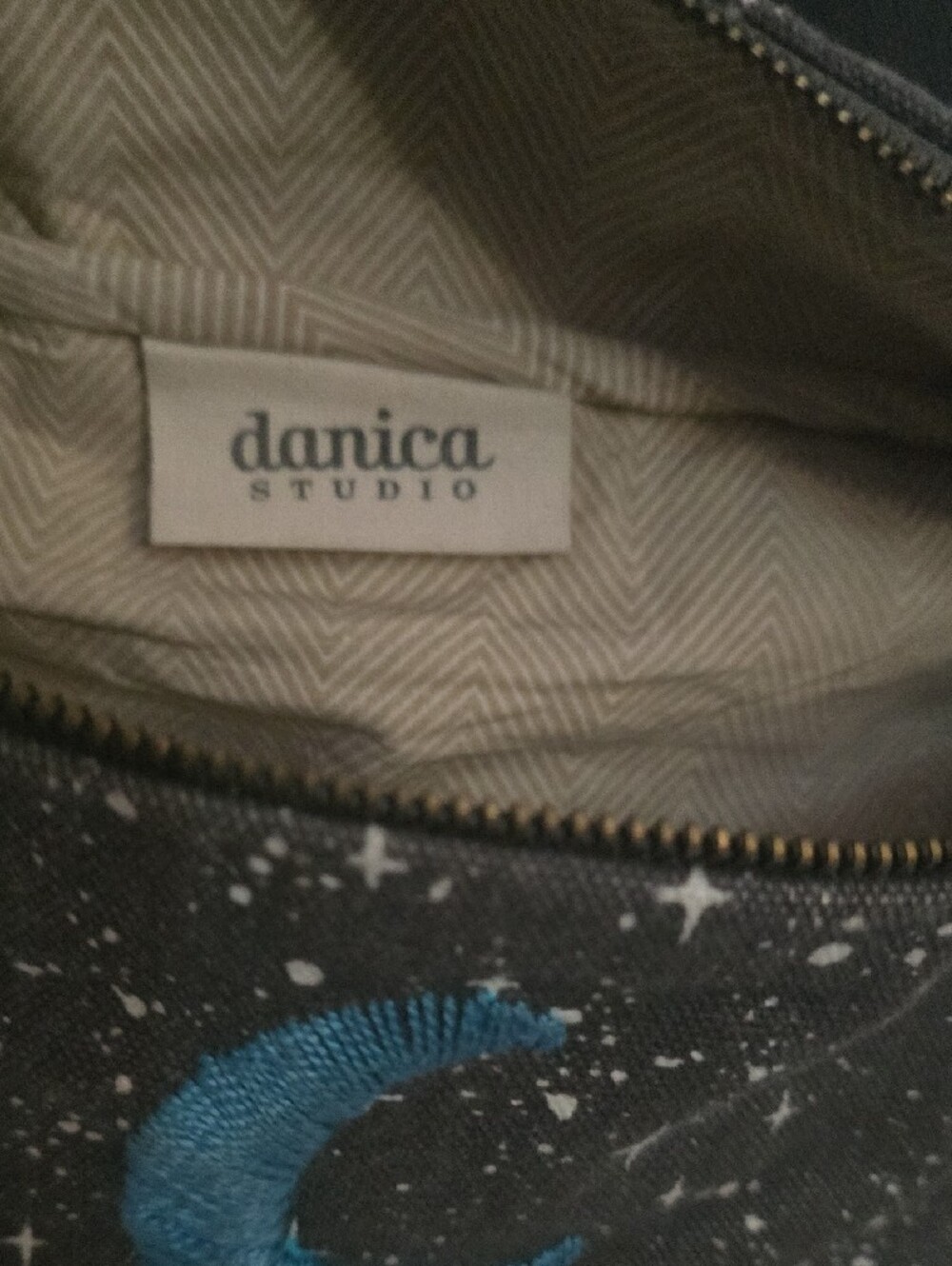 Gray Star Print Crescent Moon Belt Bag - Danica Studio - Picture 2 of 5